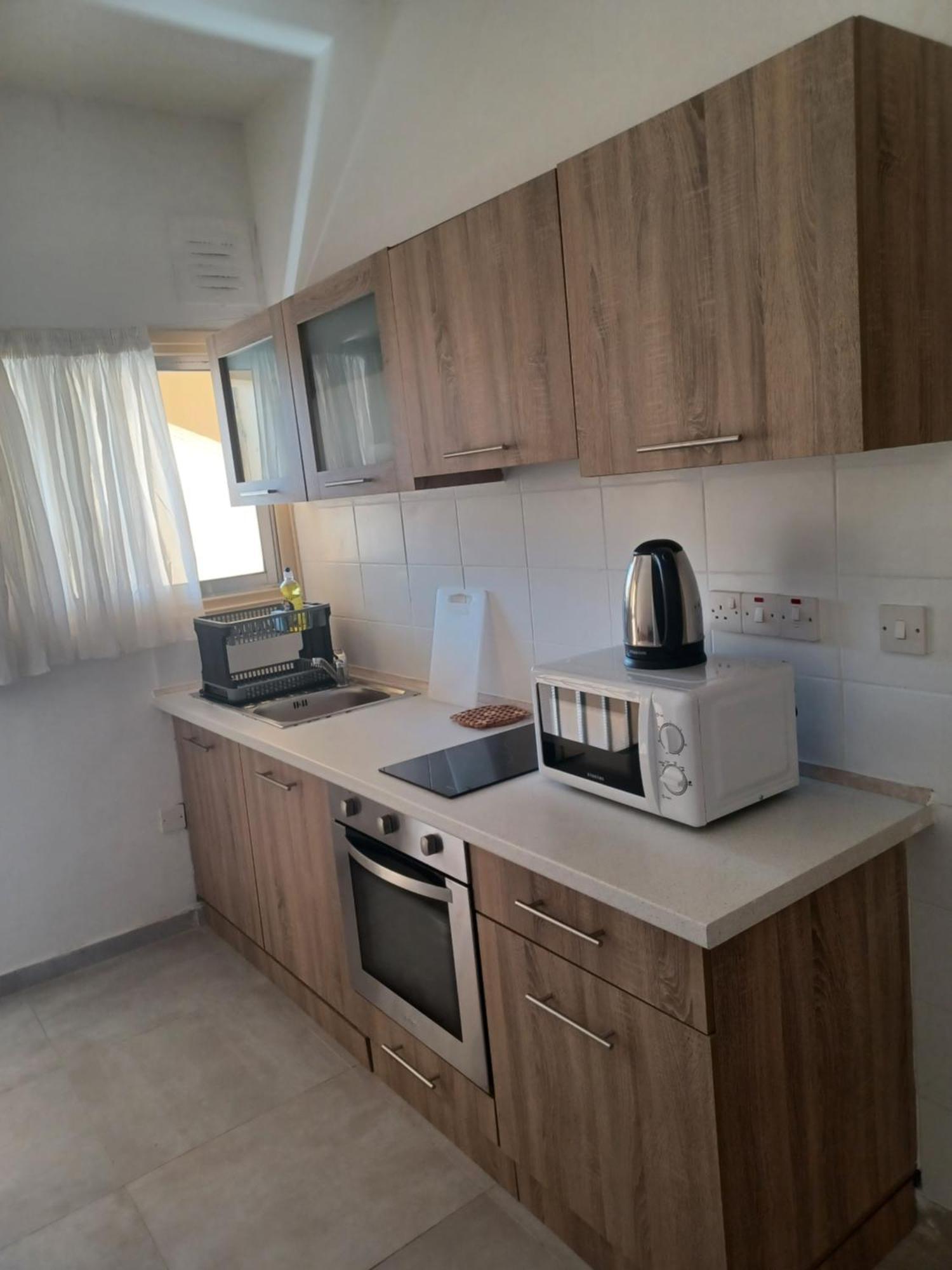 Terpsichore Holiday Apts Лимасол Экстерьер фото