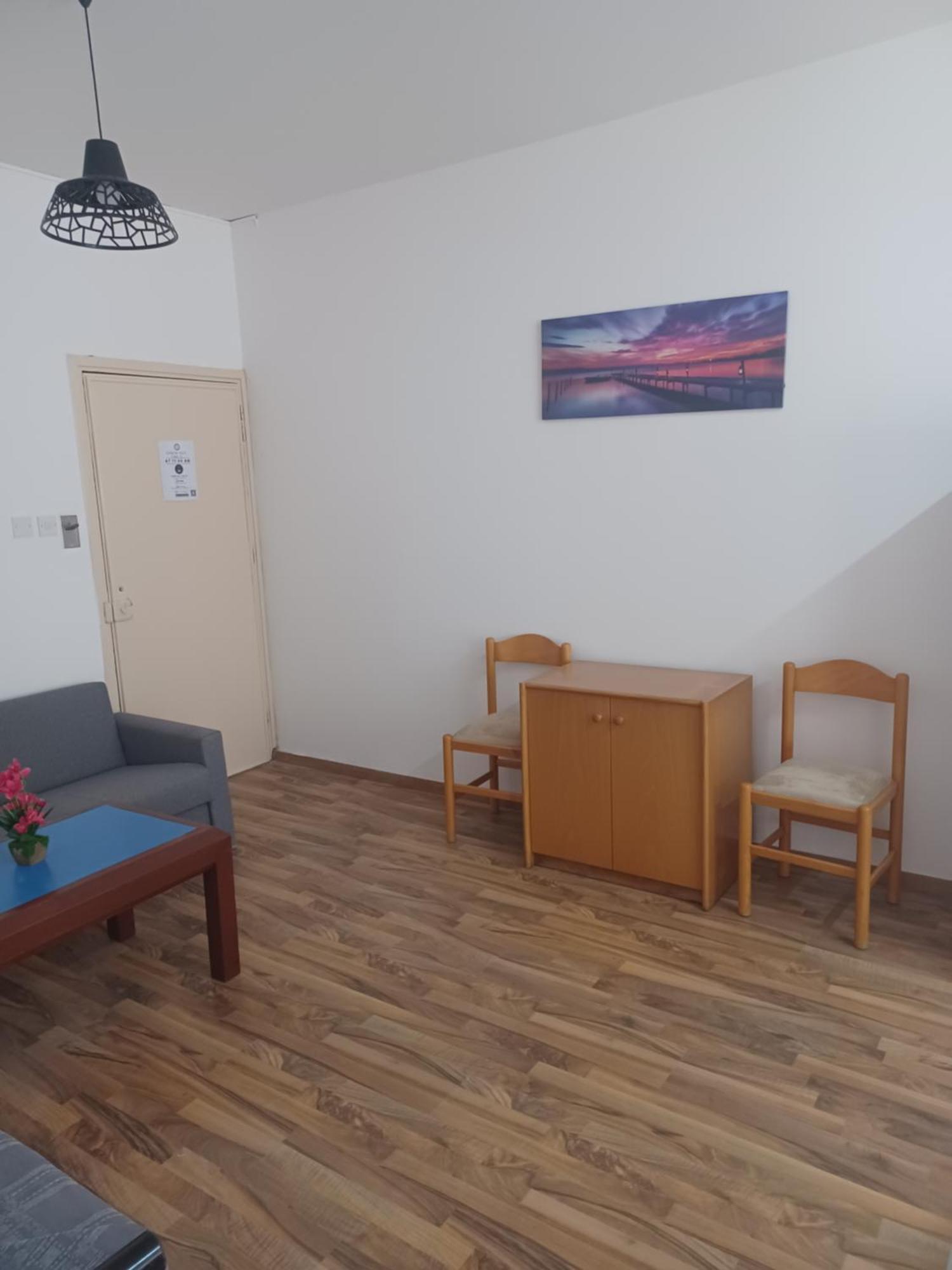 Terpsichore Holiday Apts Лимасол Экстерьер фото