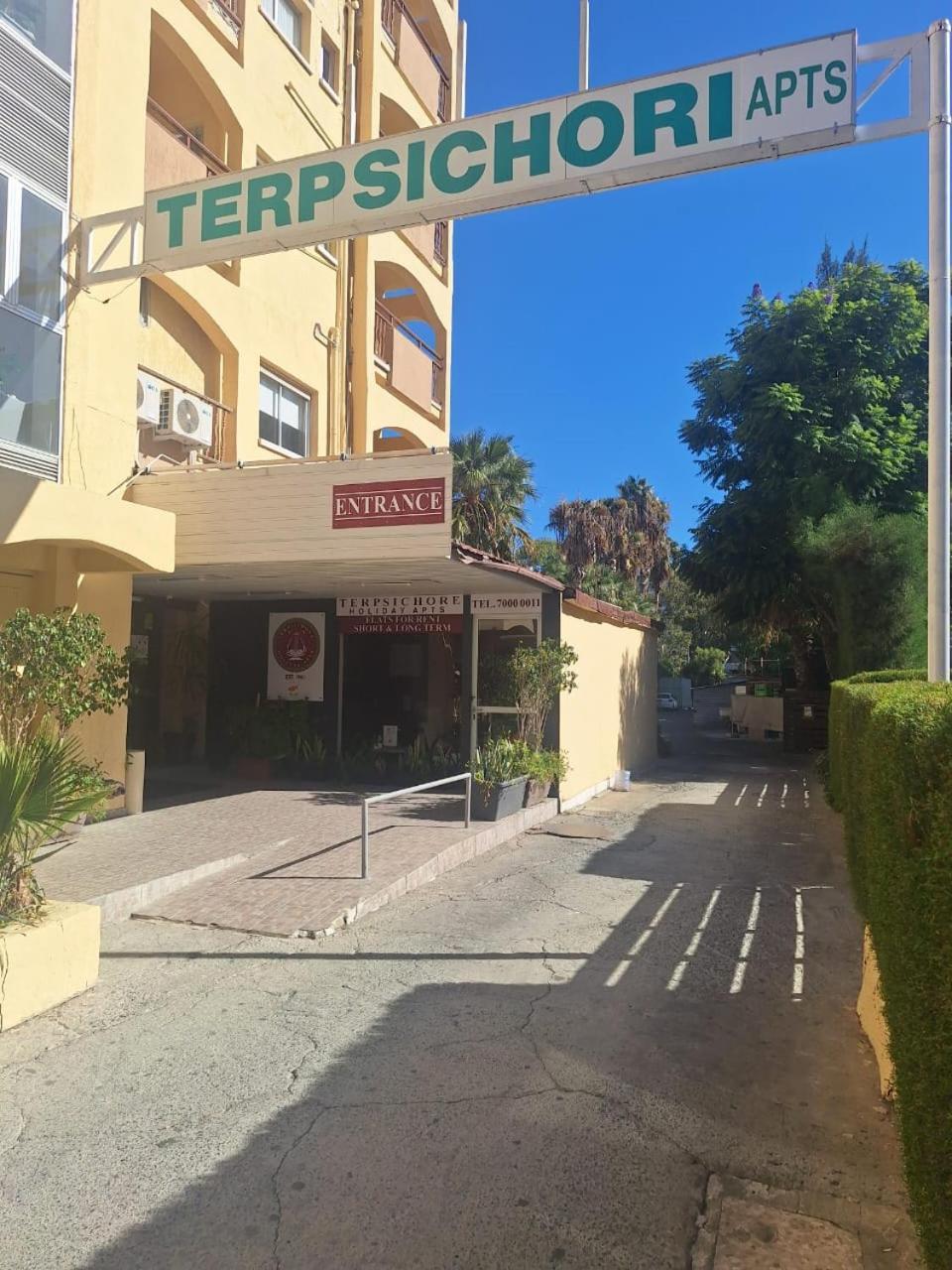 Terpsichore Holiday Apts Лимасол Экстерьер фото