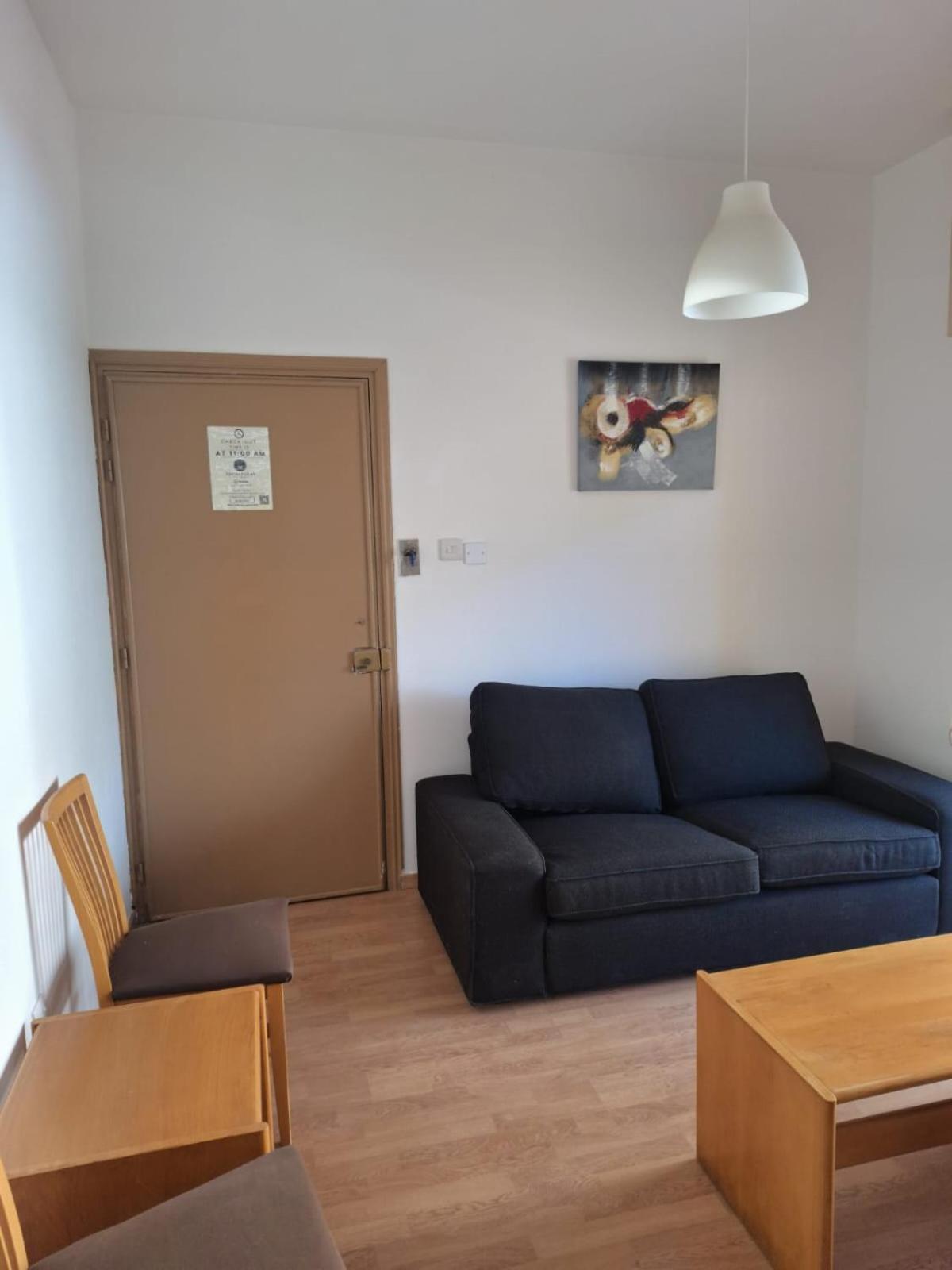 Terpsichore Holiday Apts Лимасол Экстерьер фото